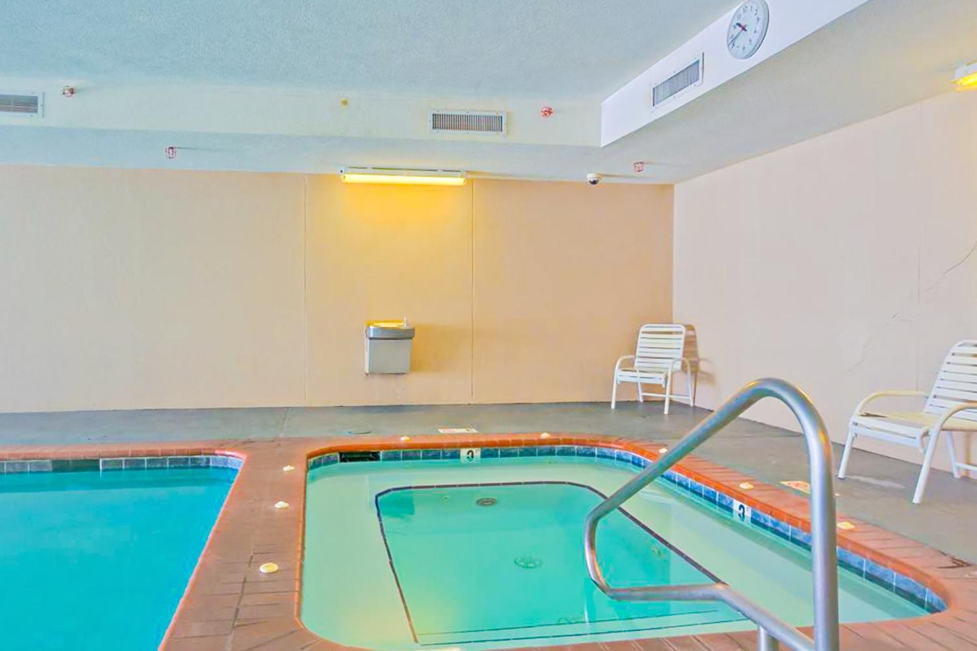 Regency Isle 611 Apartment *
