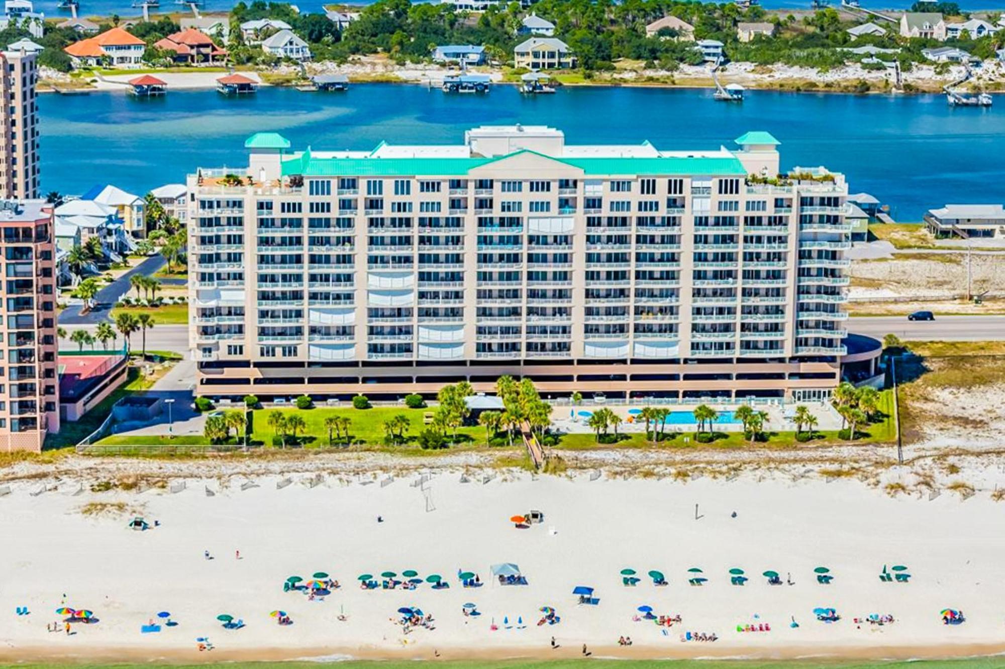 Regency Isle 611 Apartment